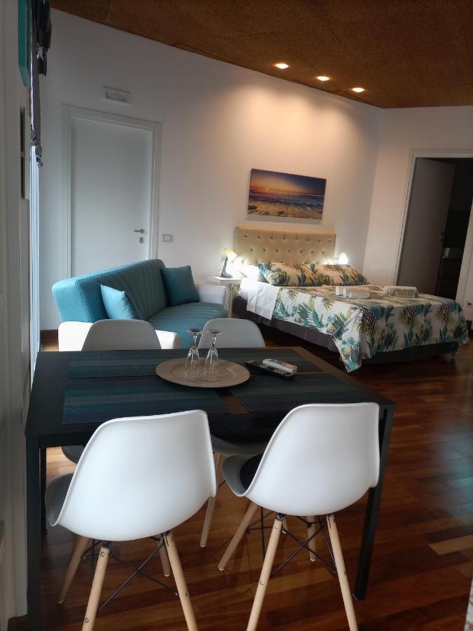 Regina Della Pace Apartments & Suite Con Sauna 莫诺波利 外观 照片